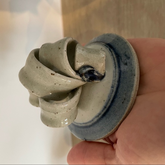 Vintage Handcrafted signed Pottery Set - Picture 10 of 10